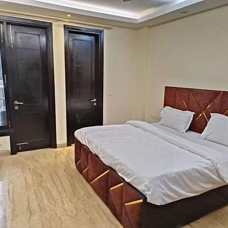 Greenleaf Apartment And Suites, Greater Kailash 1 ニューデリー エクステリア 写真