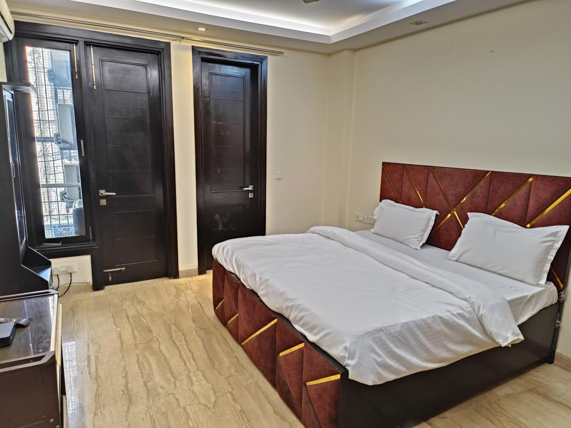 Greenleaf Apartment And Suites, Greater Kailash 1 ニューデリー エクステリア 写真